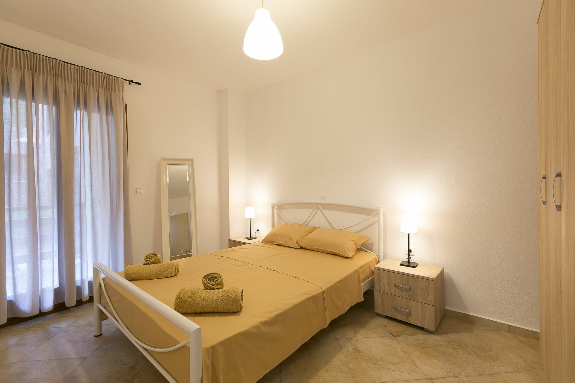 Velia Boutique Apartments Ouranoupoli Esterno foto